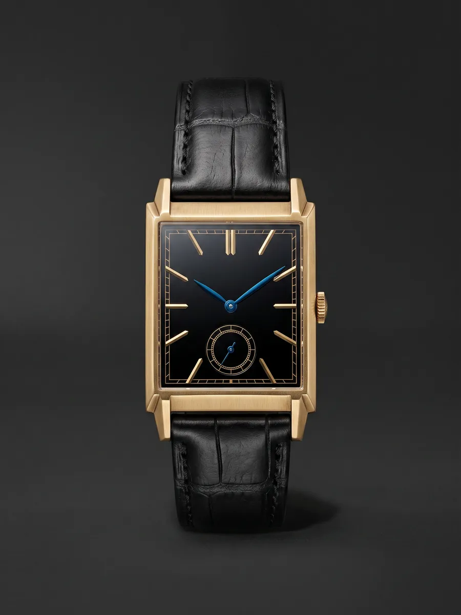 Centenary 1926 Noir: gilt tank case, black lacquer dial, black strap.